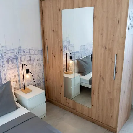 Apartamento Ciudad De Ciencias Con Terraza Valencia